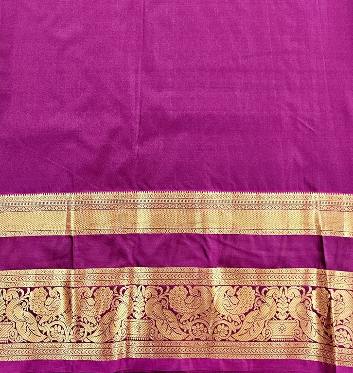 Trendy Kanchipuram Blended Vintage Bridal Silk Sarees 025