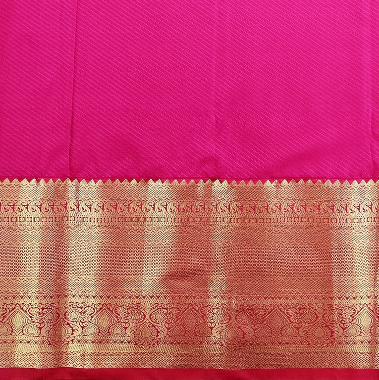 Trendy Kanchipuram Blended Vintage Bridal Silk Sarees 061
