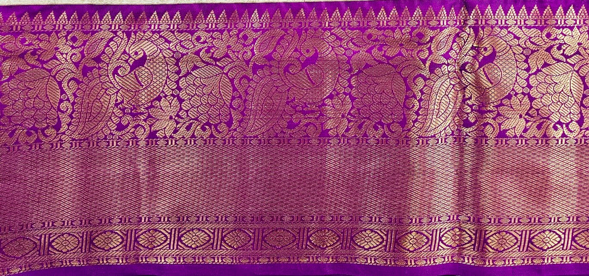 Trendy Kanchipuram Blended Vintage Bridal Silk Sarees 064