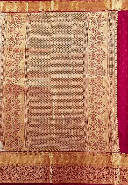 Trendy Kanchipuram Blended Vintage Bridal Silk Sarees 065