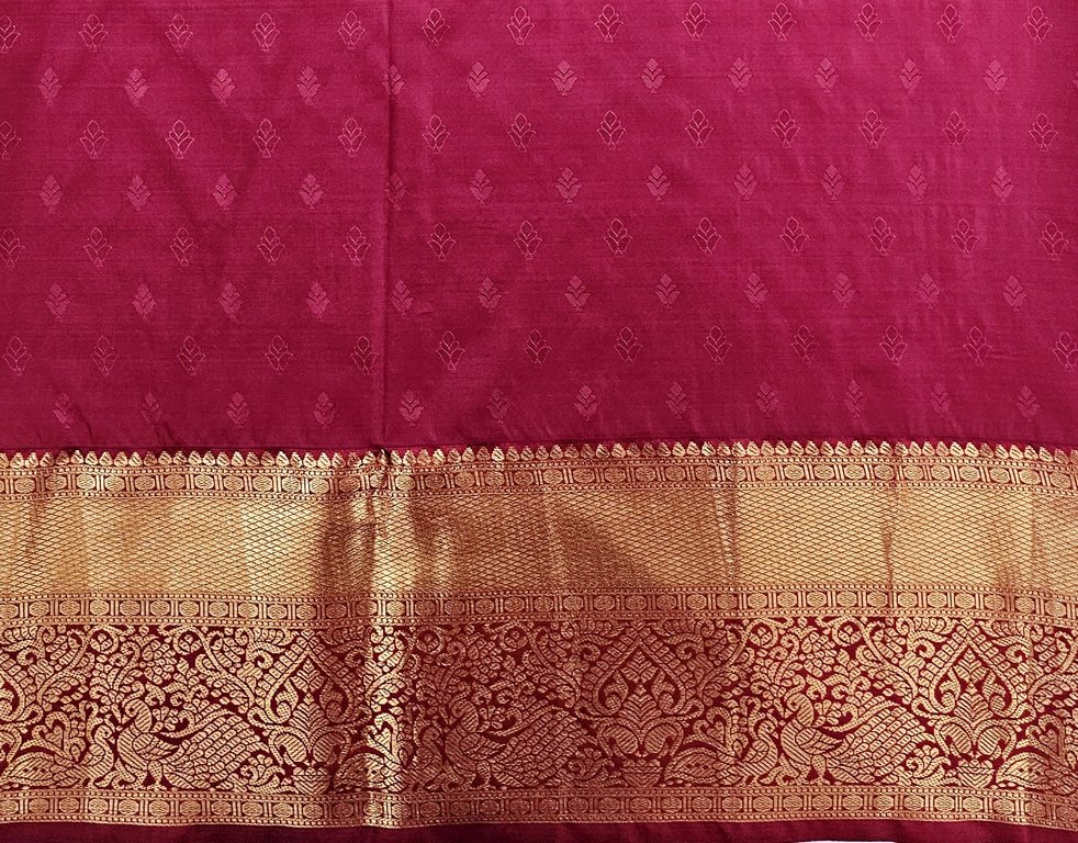 Trendy Kanchipuram Blended Vintage Bridal Silk Sarees 065