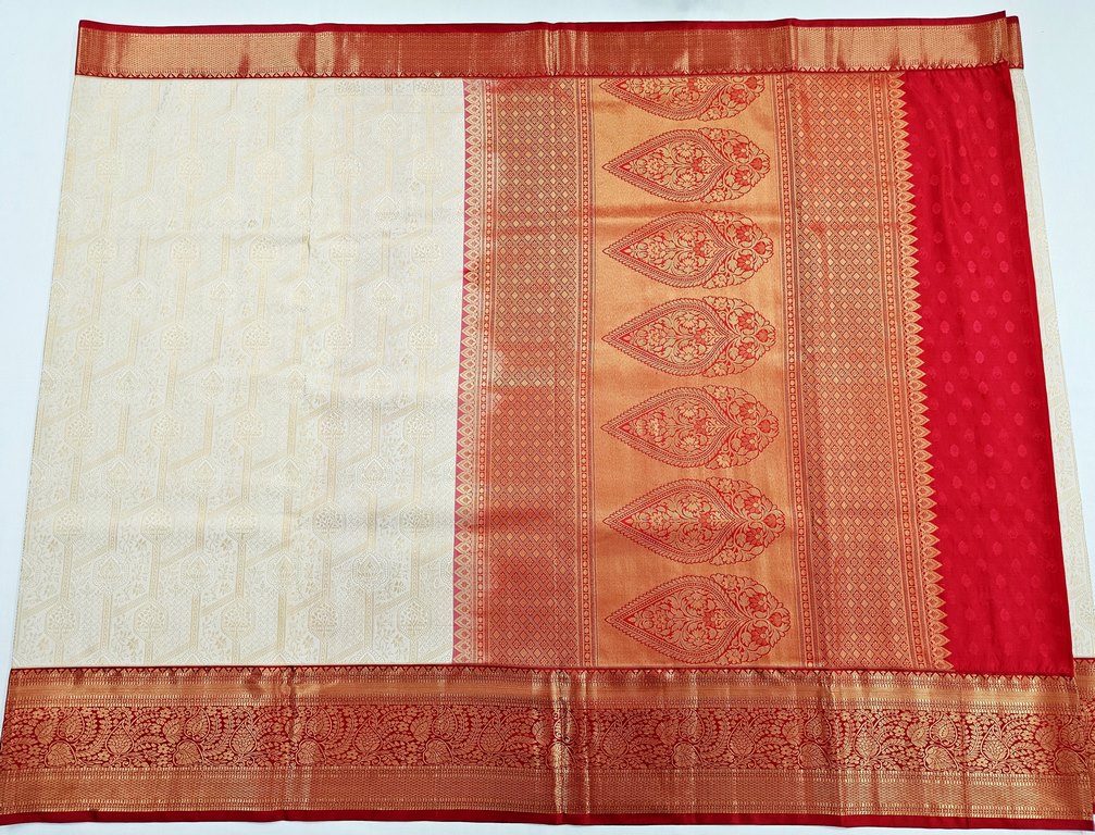 Trendy Kanchipuram Blended Vintage Bridal Silk Sarees 067