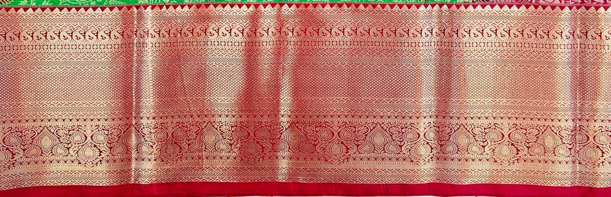 Trendy Kanchipuram Blended Vintage Bridal Silk Sarees 071