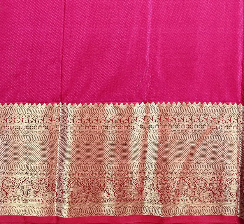 Trendy Kanchipuram Blended Vintage Bridal Silk Sarees 071