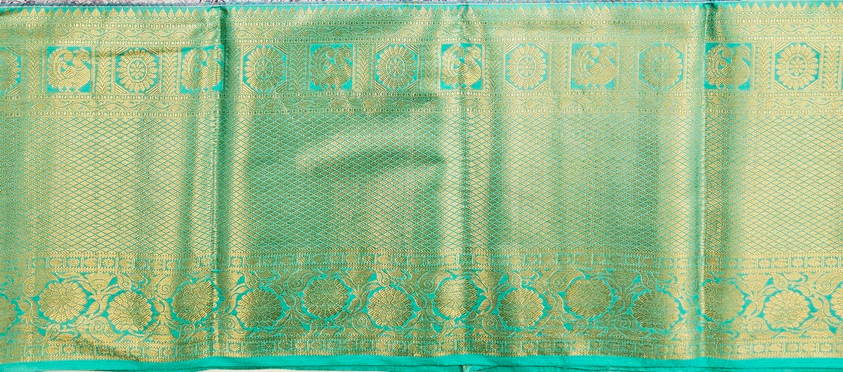 Trendy Kanchipuram Blended Vintage Tissue Bridal Silk Sarees 072