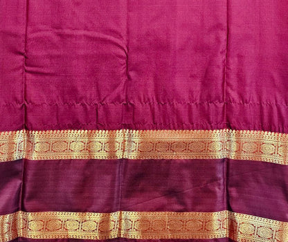 Trendy Kanchipuram Blended Vintage Bridal Silk Sarees 074