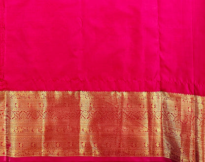 Trendy Kanchipuram Blended Vintage Bridal Silk Sarees 075
