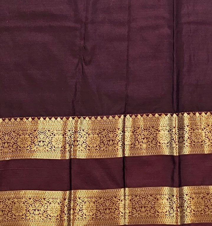 Trendy Vintage Rusted Orange Silksarees 011