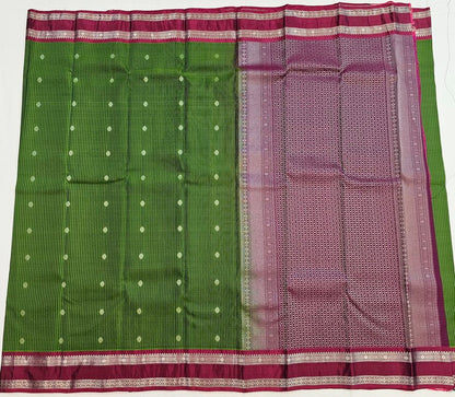 Exclusive Pure Kanchipuram Oosi-Checked Korvai Silksarees 007