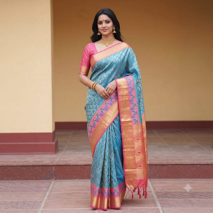 Trendy Kanchipuram Blended Vintage Tissue Bridal Silk Sarees 043