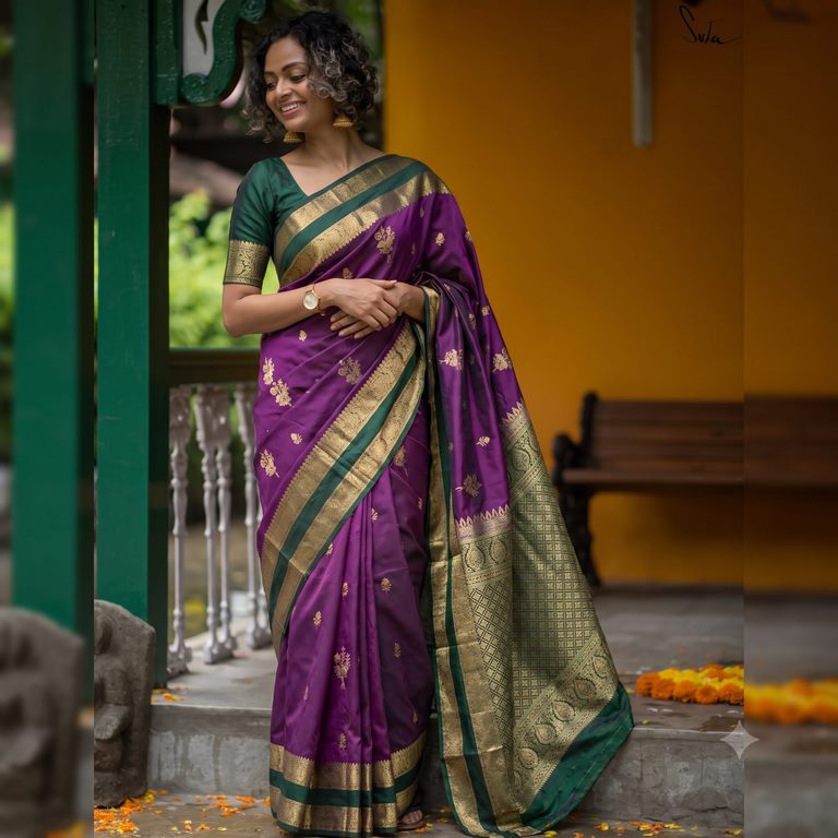 Trendy Vintage Gap Border Silksarees 012