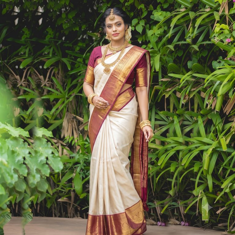 Trendy Kanchipuram Blended Vintage Bridal Silk Sarees 062