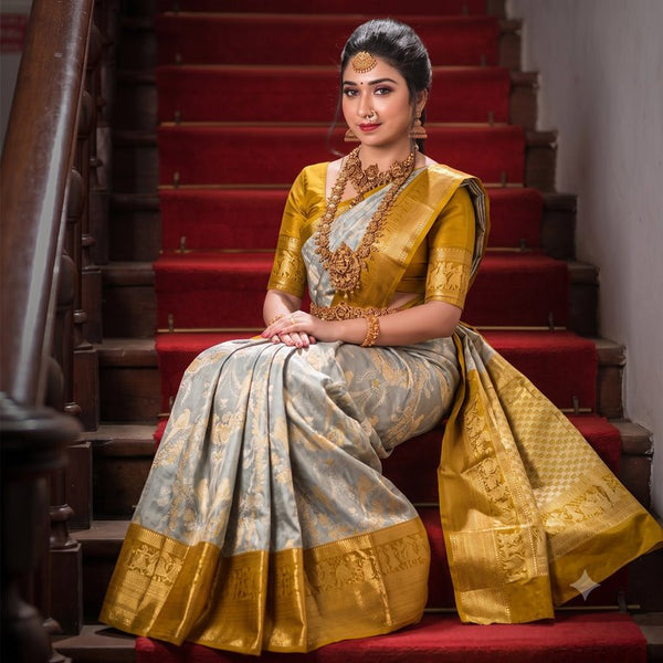 Trendy Kanchipuram Blended Vintage Tissue Bridal Silk Sarees 042