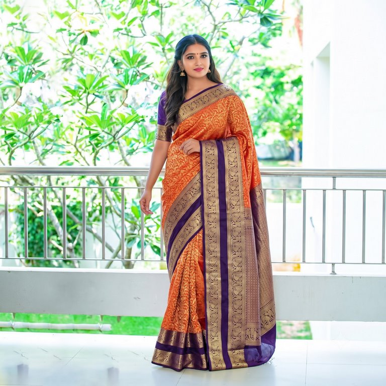 Trendy Kanchipuram Blended Vintage Bridal Silk Sarees 018