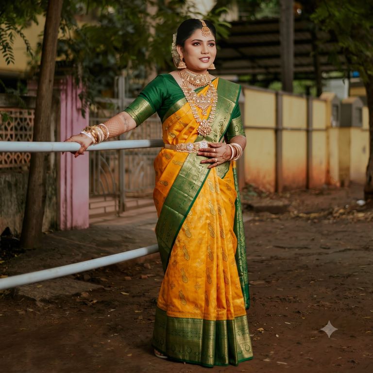 Trendy Kanchipuram Blended Vintage Bridal Silk Sarees 027